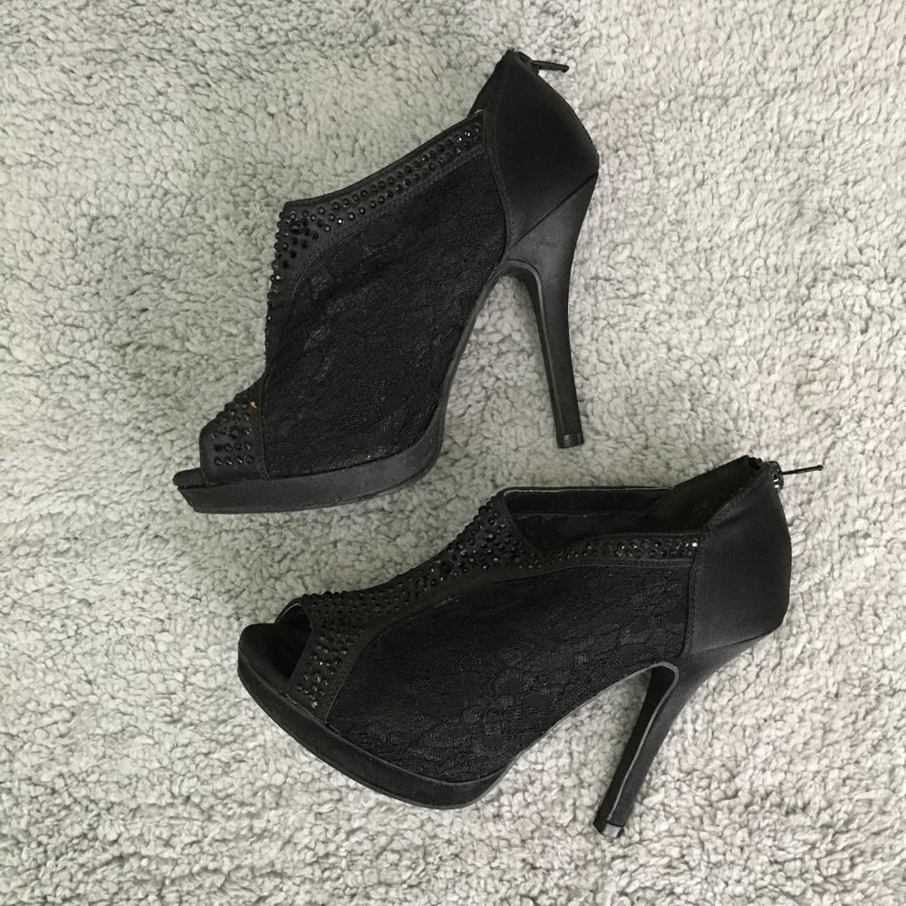 De Blossom Collection Womens 6.5 Lace Bridal High Heel Platform Peep Toe Black - Picture 8 of 10